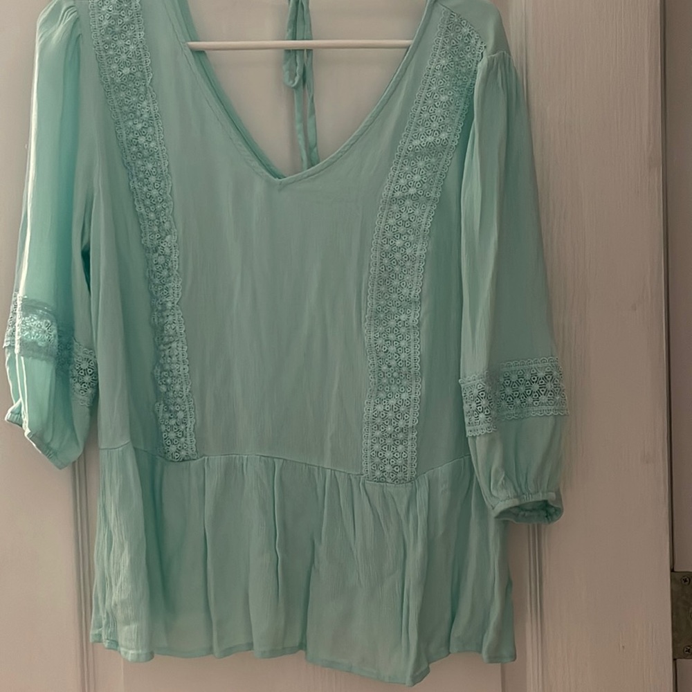 Lily Star Size 0X.  Like new